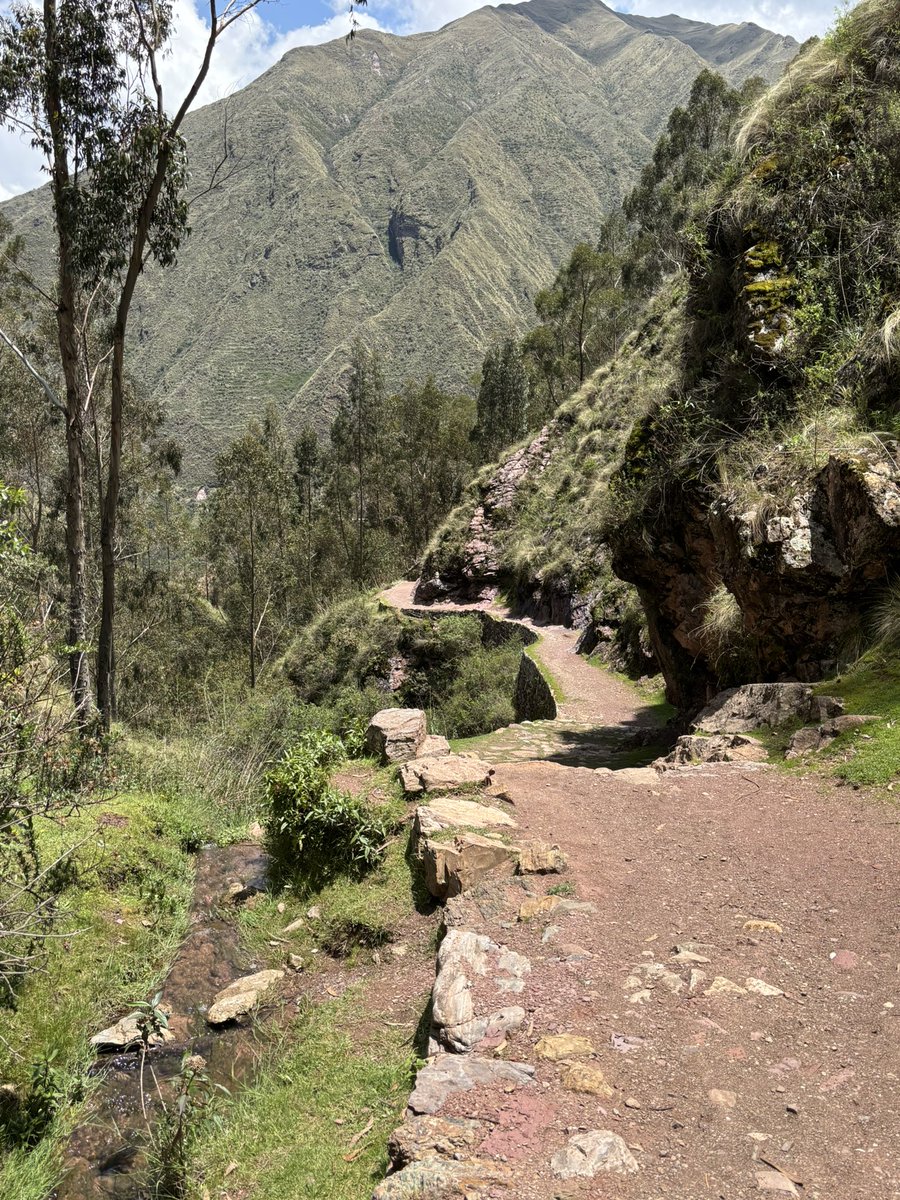 MartinGiurfa's tweet image. Trekking to the Poc Poc waterfalls in Urubamba Valley
