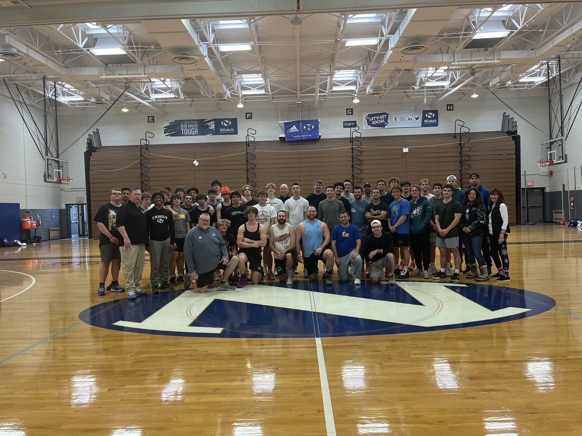 🔵🦅🏀
#together #family #alumni
#blueeaglefamily