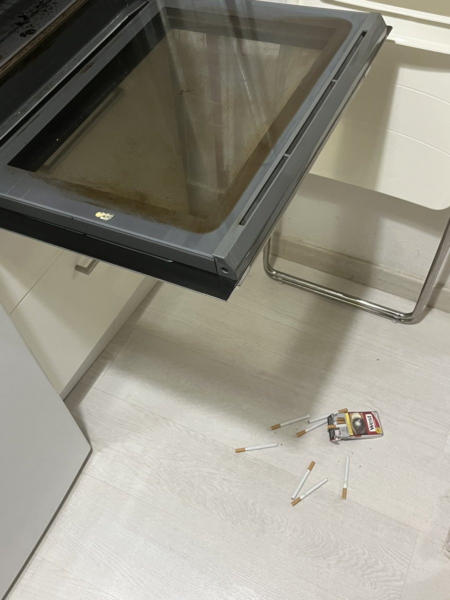 se nos acaba d caer la cena macho