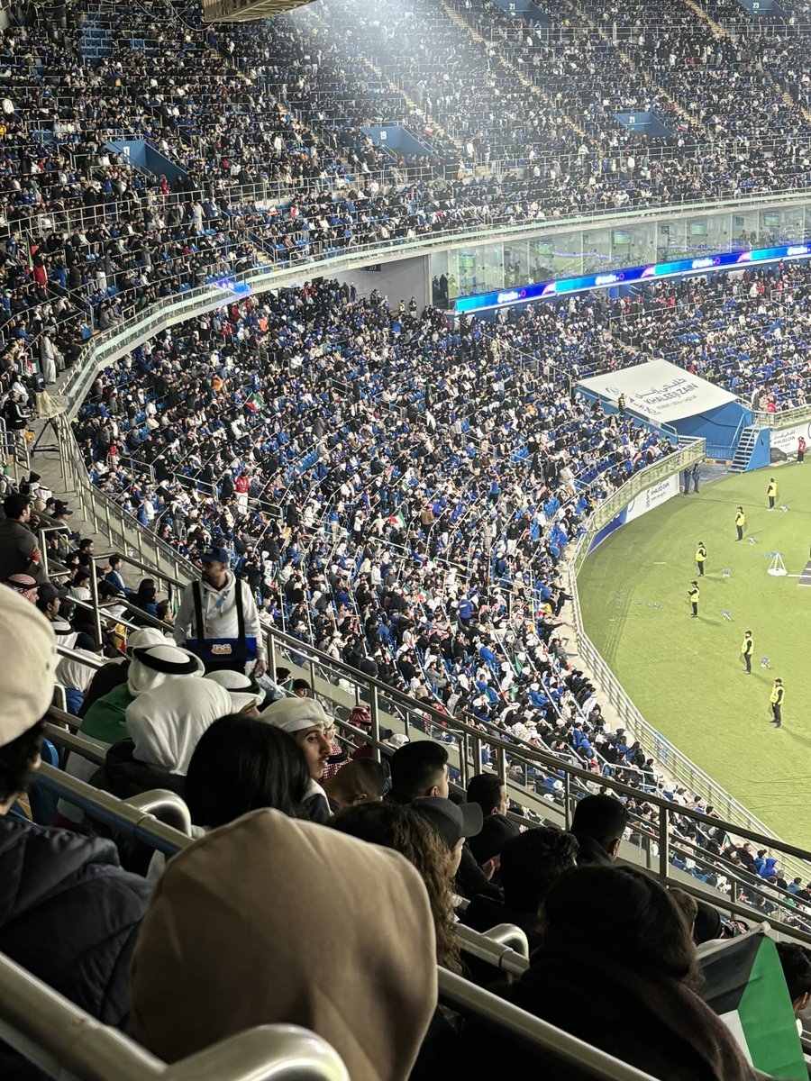ShareefaAln's tweet photo. الكويت - الامارات 
2-1 🇰🇼🇰🇼💙💙💙 https://t.co/zxTJgS6EEG