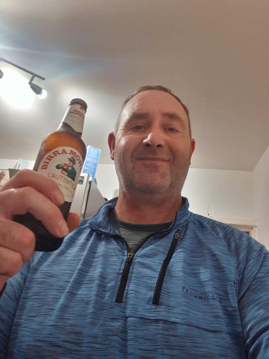 Merry Christmas and all the very best in the new year everyone sending love to you's all 🍻💙❤