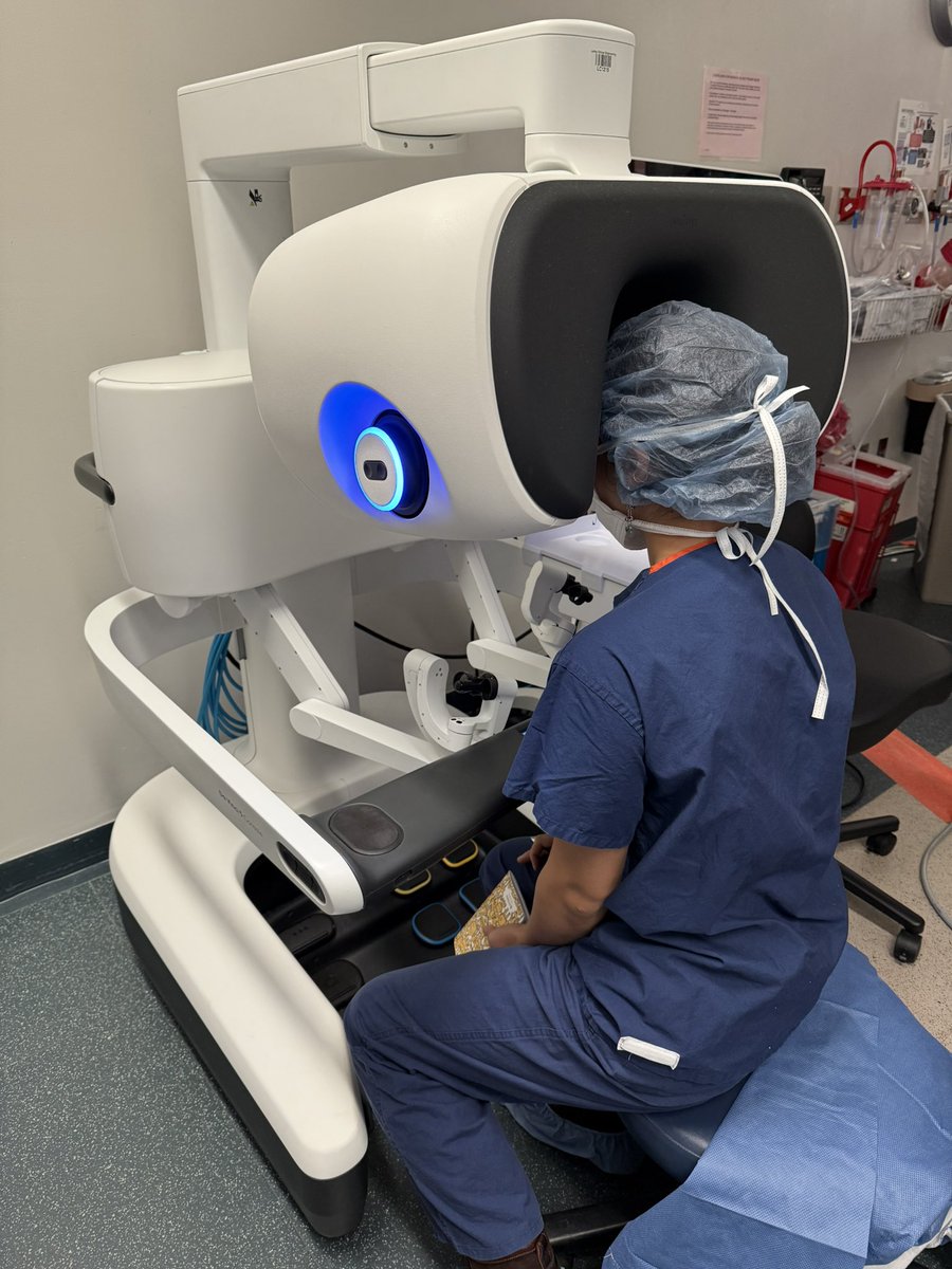 Travis Zhang tweet media