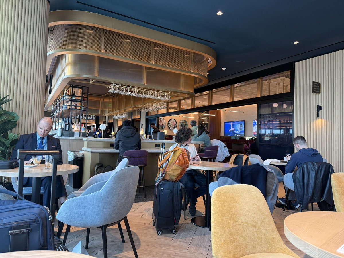 Travis Zhang tweet media