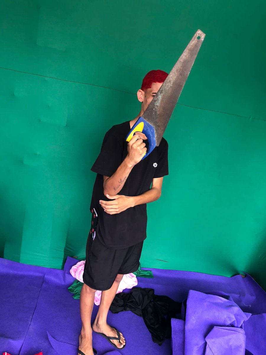 Marca seu amigo 🪚 e fala que hoje ele não entra !!!