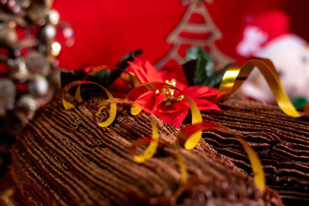 mayita_orizaba's tweet image. 🍫 ¡Nuestro Tronco de Chocolate es el postre estrella para tu cena navideña!
 🏠 Visita nuestras sucursales o cotiza tu pedido al 📞 (272) 187 9366
#TroncoDeChocolate #PasteleriaMayita