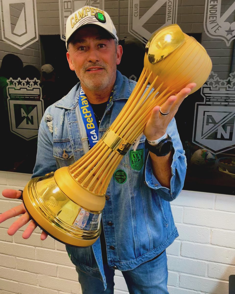 GustavoFermani's tweet photo. 2da 🏆 oficial. Copa Libertadores nos espera!!! 🟢⚪️. Seguir Construyendo.  Siempre Creer !!!! https://t.co/Y941NCjcuq