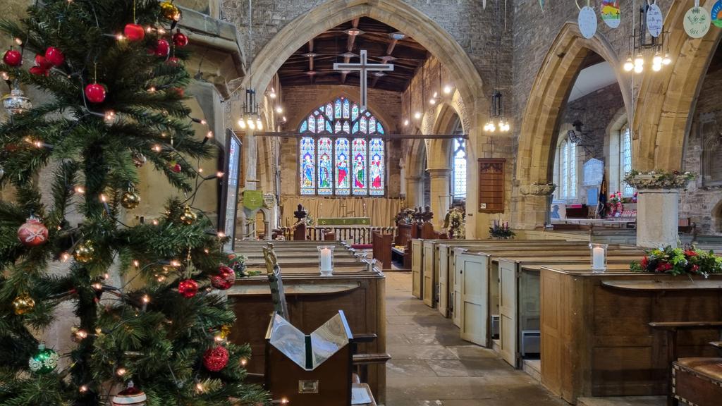 pinlu's tweet photo. Love the Christmas carol at St Helen and the Holy Cross, Sheriff Hutton. Thank you for having us. https://t.co/K4MuhYCOYi