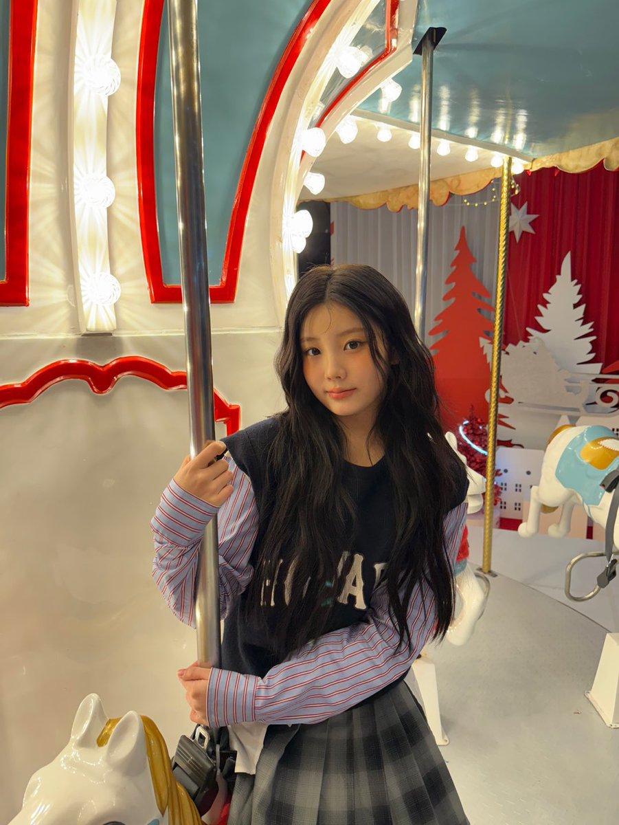 kzuhafims's tweet photo. day ? of looking for more kpop moots !

> hammy
> he/they
> not new to #kpoptwt or #stantwt
> 17
> ult engene fearnot gllit naya
> any fandoms welcome !
> https://t.co/uGiSBotIh8 

♡ /↻ or follow to be moots ! https://t.co/LSqLNFXykC