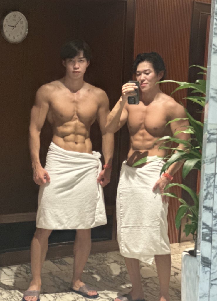 mametamacho's tweet photo. バキバキの��ッキリした腹筋の溝を作る腹筋トレ  

【ポイント】 
・各種目30秒 
・1日1セット（週3回目安） 
・息を吐き切る 
・肩を内側に入れる  

毎日少しづつ継続あるのみ！ https://t.co/PLrwSL0643