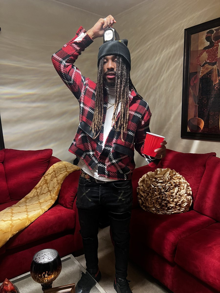 YKDIRTY's tweet image. Holiday Season 📌

#YKDIRTY #TrxpRoc🌟 #ForeverKingz #FreeDaKingz