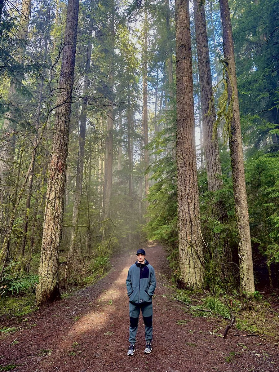 Hudson Schandor tweet media