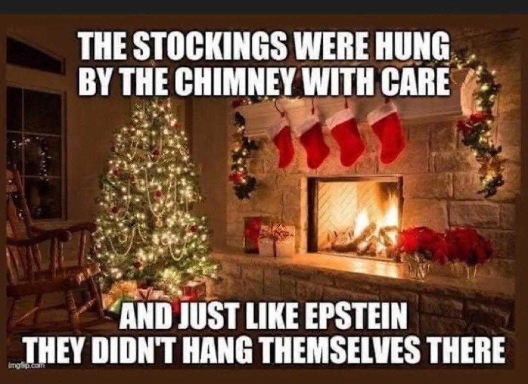 Christmas Eve Special!

I am following the first 400 accounts that reposts this.

Follow the ones that puts a 🎄 in the comments!