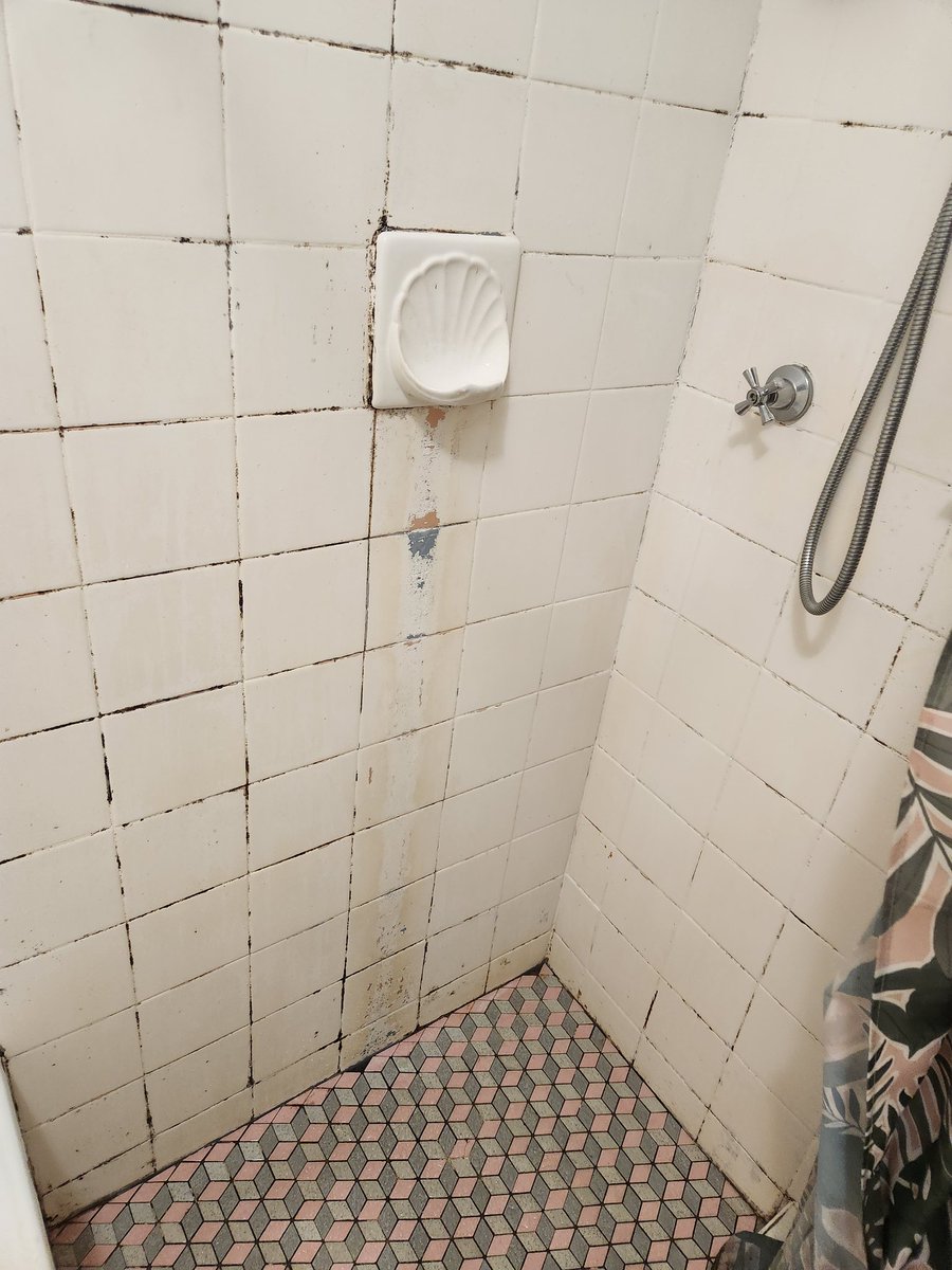 How are Australian rental companies allowed to lie like this with ZERO repercussions???