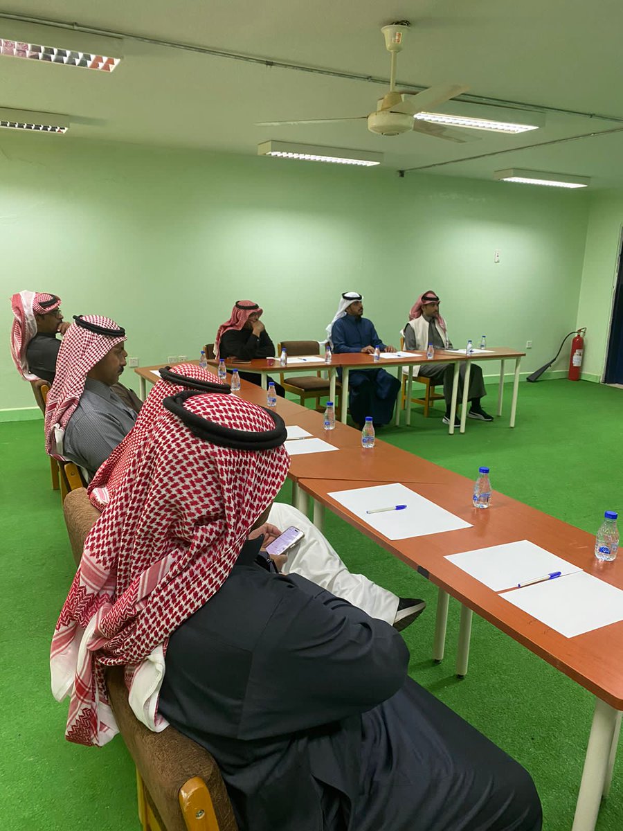 swirkia's tweet photo. نفذ رئيس قسم الإدارة المدرسية بتعليم #المهد الأستاذ أحمد المندهه برنامج تدريبي لمديري المدارس بقطاع #السويرقية التعليمي بعنوان (الانضباط المدرسي الممارسات وفرص التحسين)  التي تهدف إلى مم��رسات تعليمية متميزة في تعزيز الانضباط المدرسي وفرص التحسين https://t.co/Egj8gXzcEd