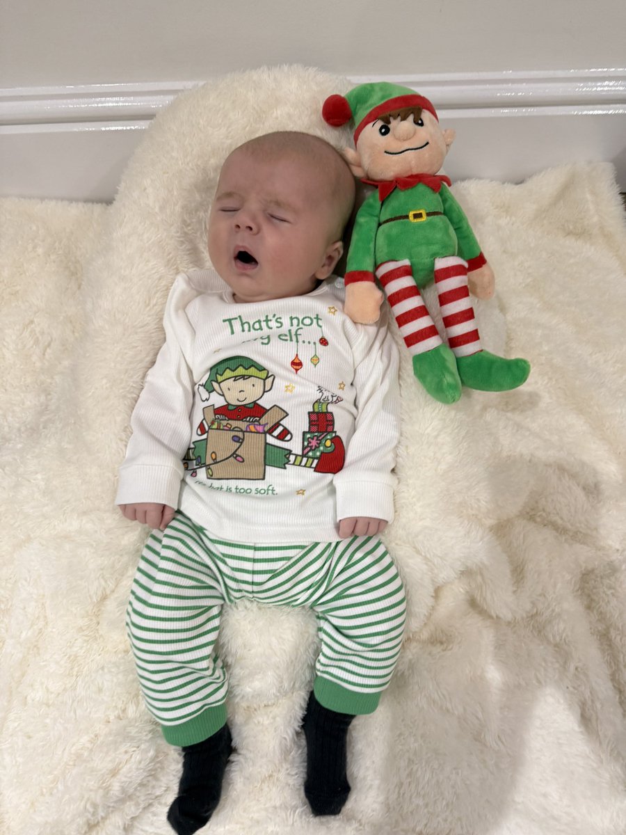 Time for the big man to arrive 😴