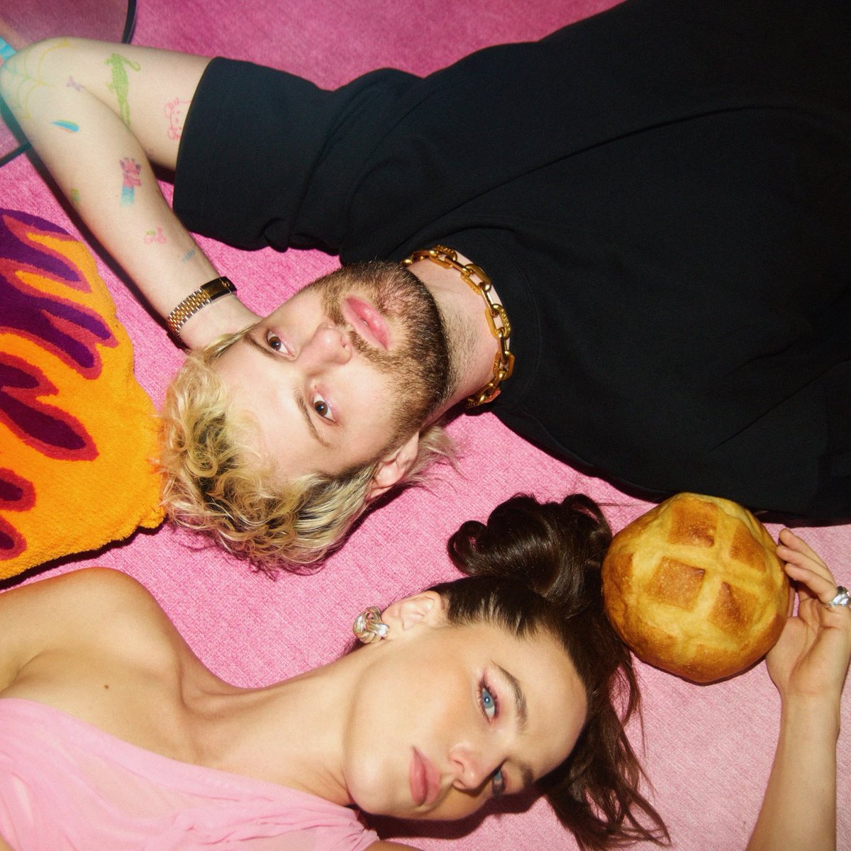 SOFI TUKKER tweet media