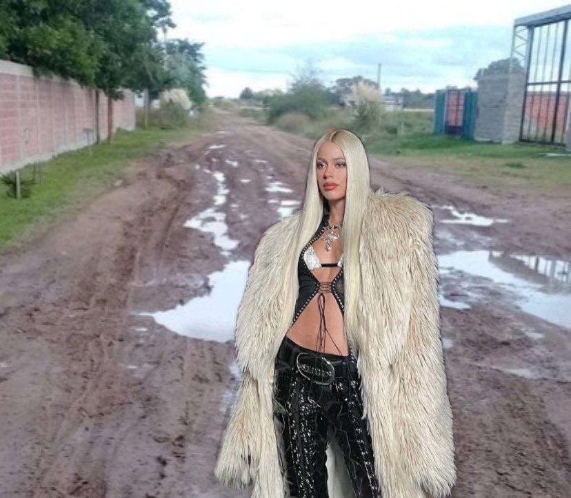 sirviendo look para la noche buena pero el barrio no colabora