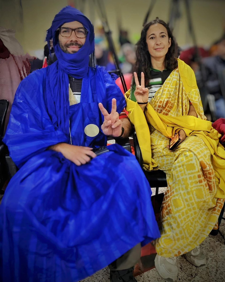 Day 957
Today was the last day of our entire campaign, as we just arrived in the camps! 
It’s wonderful to be here again, surrounded by the hospitable and warm Sahrawi community. When we arrived in the first camp, we were joined the last kilometer by 30 Sahrawi children on bikes