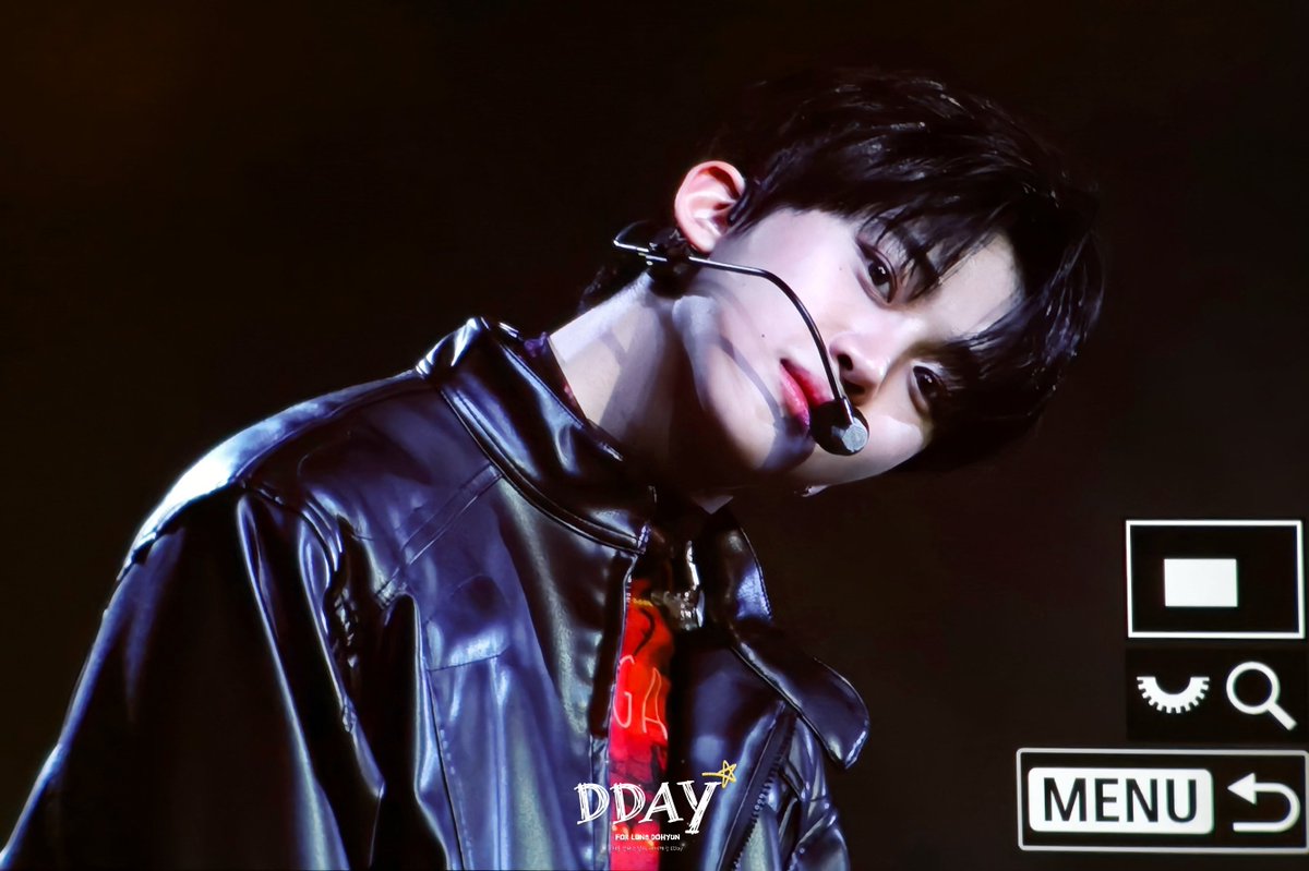 241224『Together Forever』 
TOKYO SHOWCASE 2부

나 찍어?
  ㄴ  ៖♡

#루네이트 #LUN8 #ルネイト
#도현 #박도현 #DOHYUN #ドヒョン