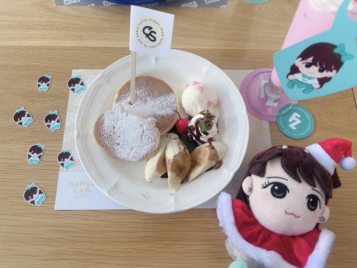 🎅🏻🎀< 𝑴𝒆𝒓𝒓𝒚 𝑪𝒉𝒓𝒊𝒔𝒕𝒎𝒂𝒔 🤍
-with 優衣サンタ-

サンタの帽子とケープは百均で
実はケープはシュシュ(⑉• ฅ •⑉)✨️✨️

#KAWAIILABカフェ #櫻井優衣 #ゆいとクリスマス #推し活