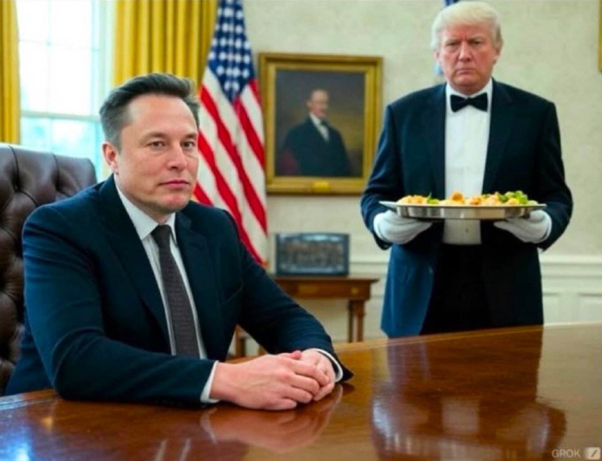 ApertureImage's tweet photo. The orange retard gets weirder every day. #WeirdTrump #WeirdMAGA #Maggat https://t.co/IFoT4rqfAM