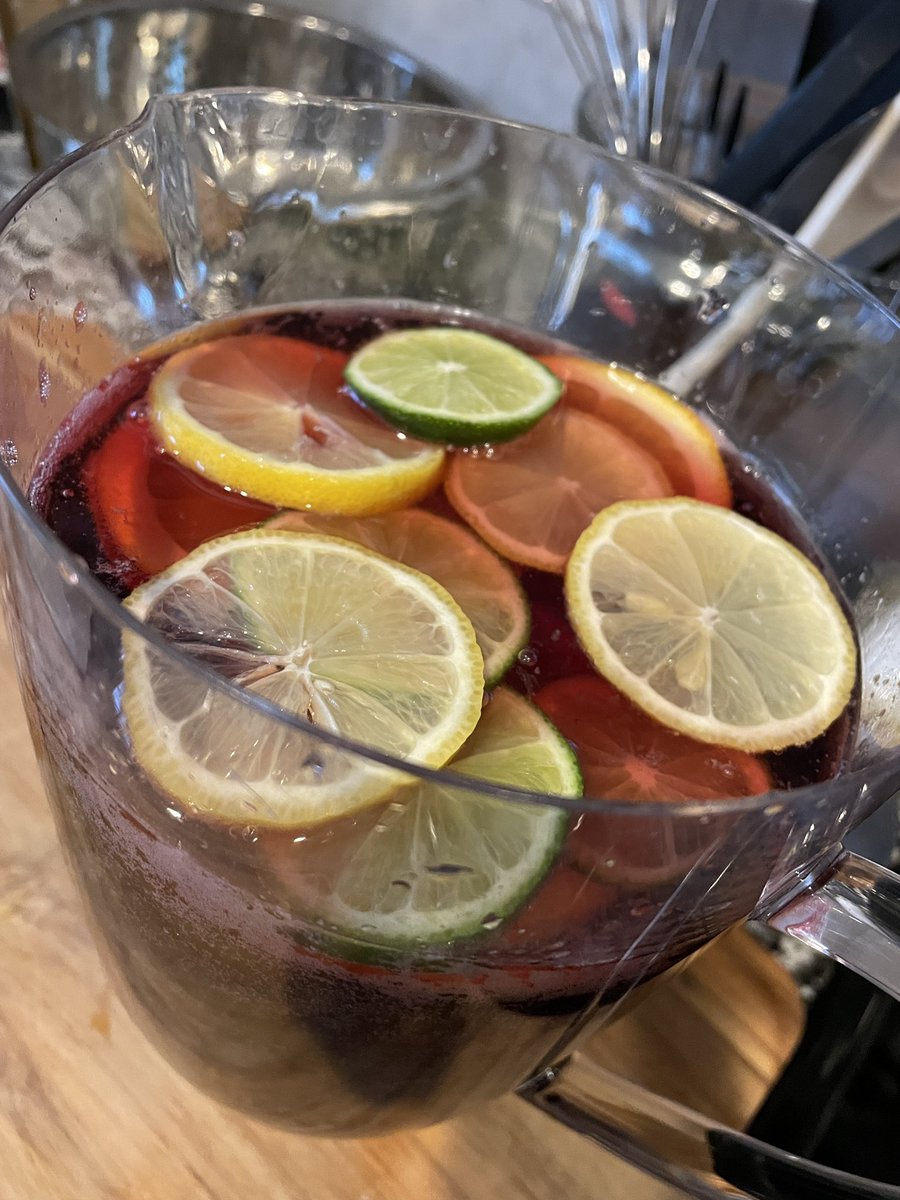 CathyStoll12's tweet photo. Christmas Eve cheers! Santa Sangria for the win 🎅🏼🎄🍷 https://t.co/ZUGUHTtT7E