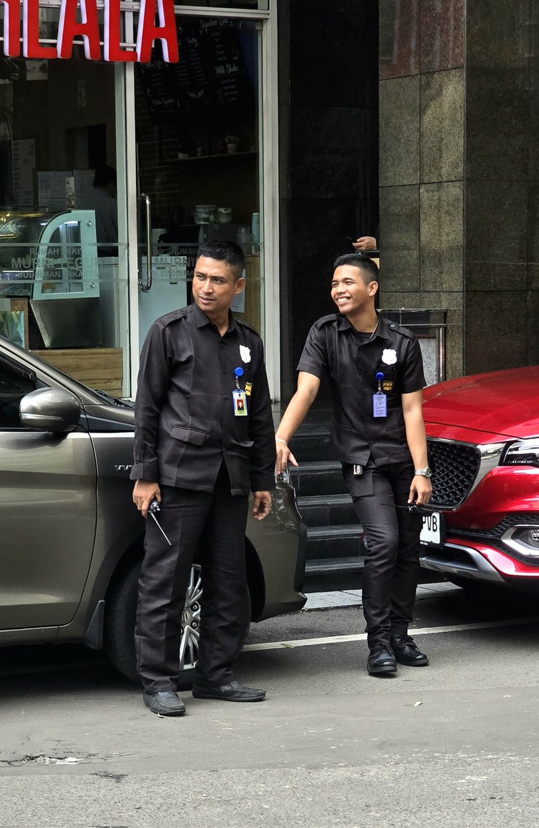 GiorSebastian's tweet photo. Bahagia itu sederhana, yes? https://t.co/yupUoNNonw