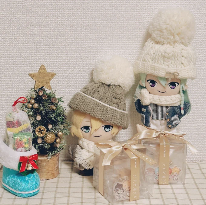 クリスマスの朝だねプレゼントもらえたかな 