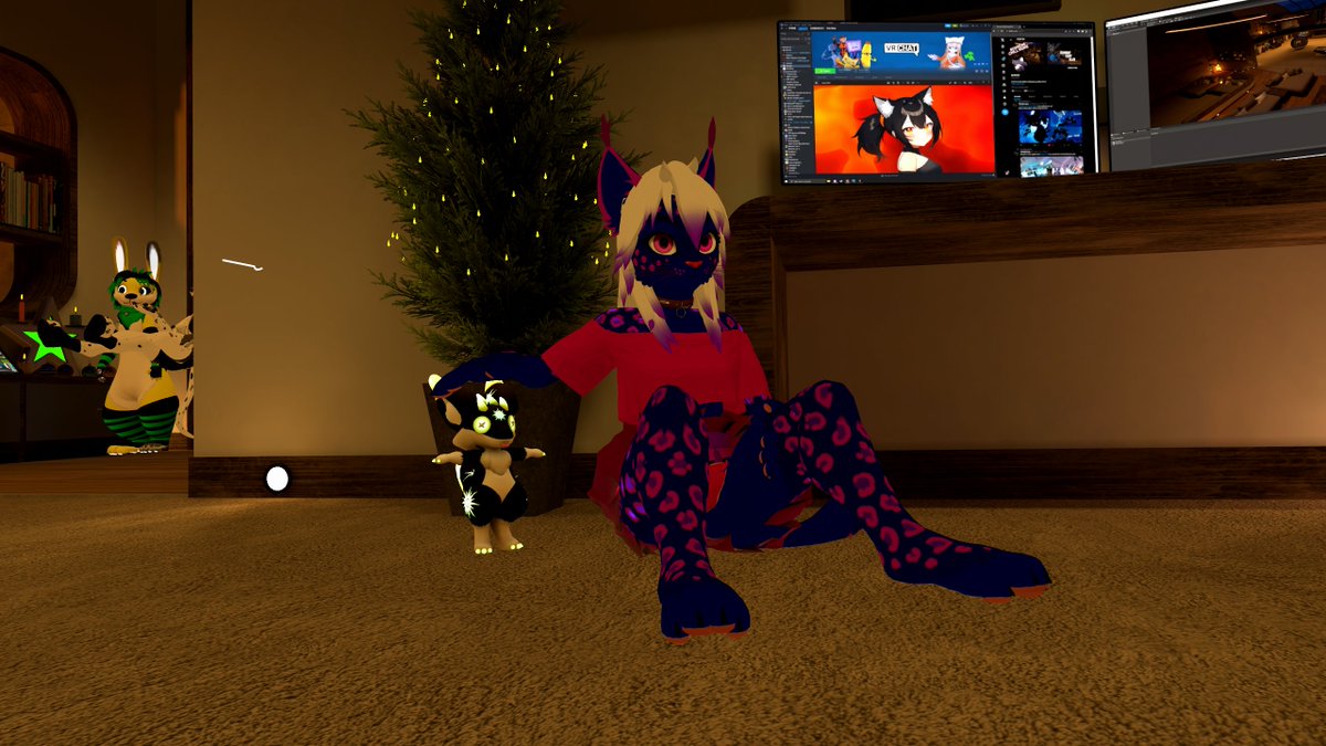So siting here on christmas eve but hey, I have a little friend here now <a href="/Vox_Draconis/">Vox Draco</a>