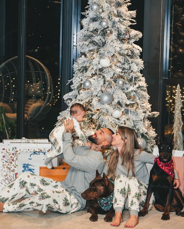 TioMaluma's tweet image. —Anoche soñé contigo.
—¿Y qué soñaste?
—No me acuer...