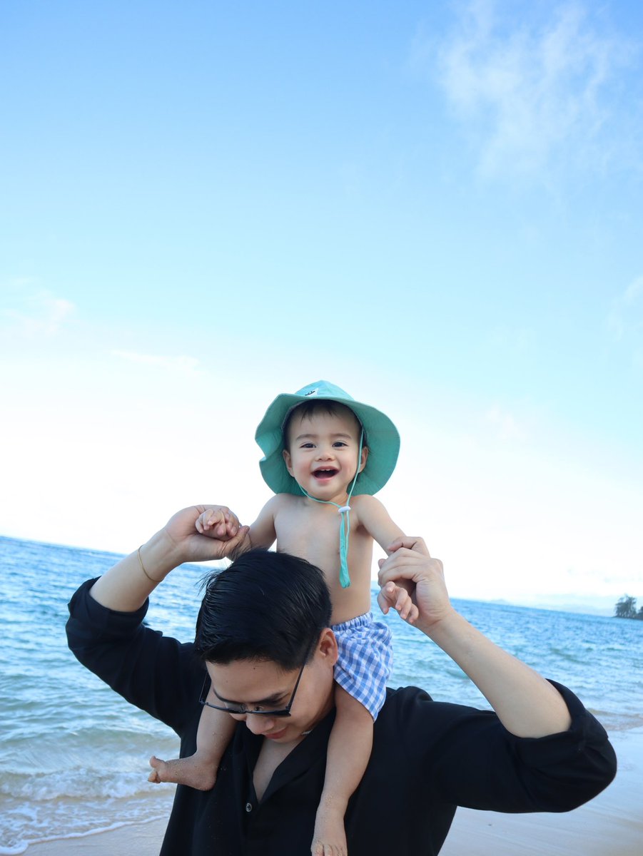 crltxa's tweet photo. Obsessed!! 🌴🥥🌊 https://t.co/PN24BfTezj