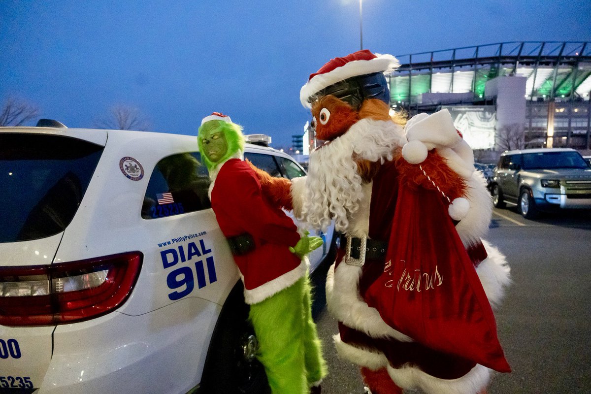 GrittyNHL's tweet image. gritizens arrest