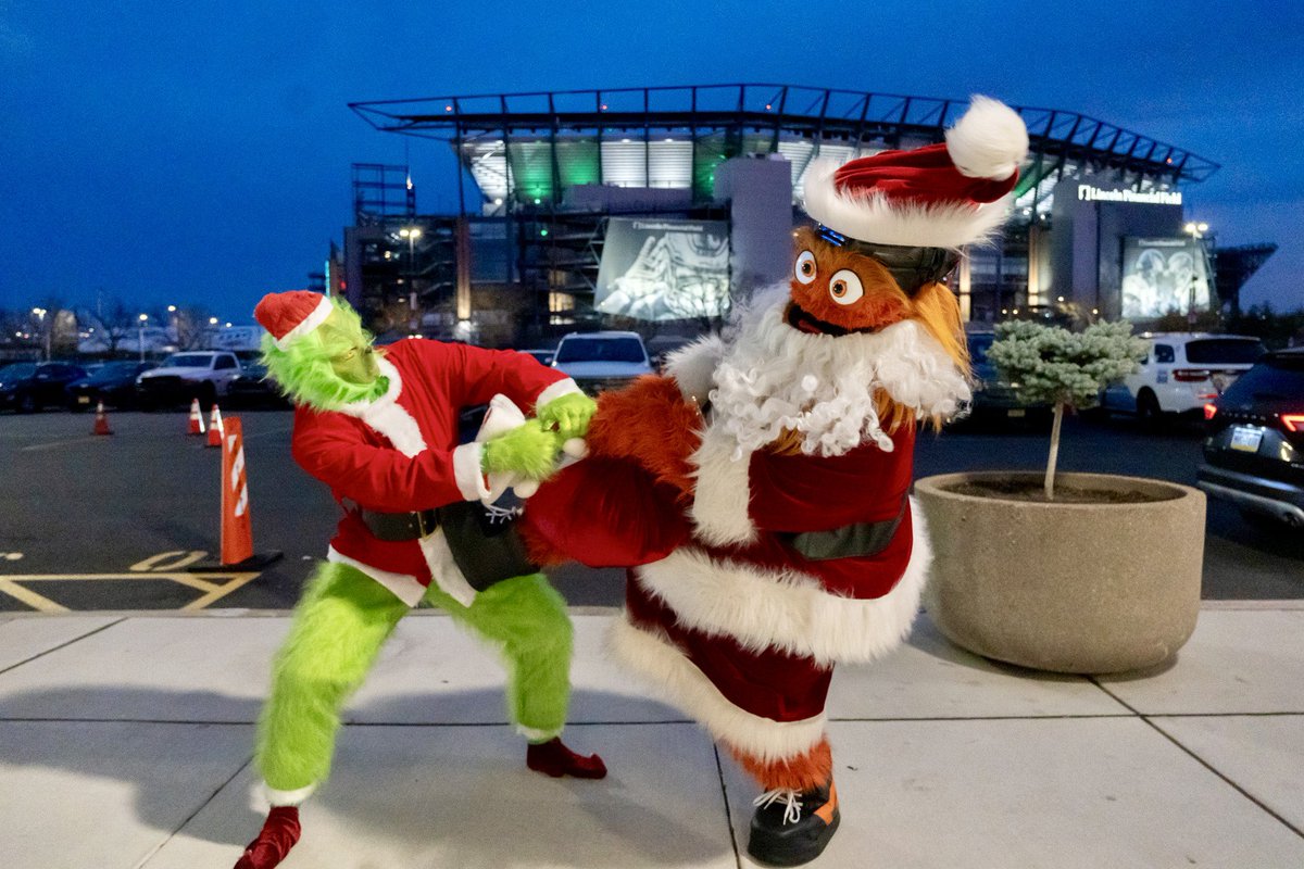 GrittyNHL's tweet image. gritizens arrest