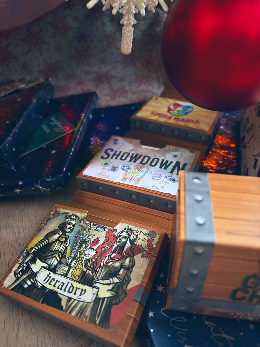 🎄 #MerryXmas &amp; #HappyNewYear from Pocket Fox Games and Charming Rogue! 🌍
Thank you for making our first year amazing. The Game Chest is now part of collections worldwide! Enjoy the games with your loved ones this festive season. 🛡⚔️🤼‍♂️
#PocketFoxGames #TheGameChest