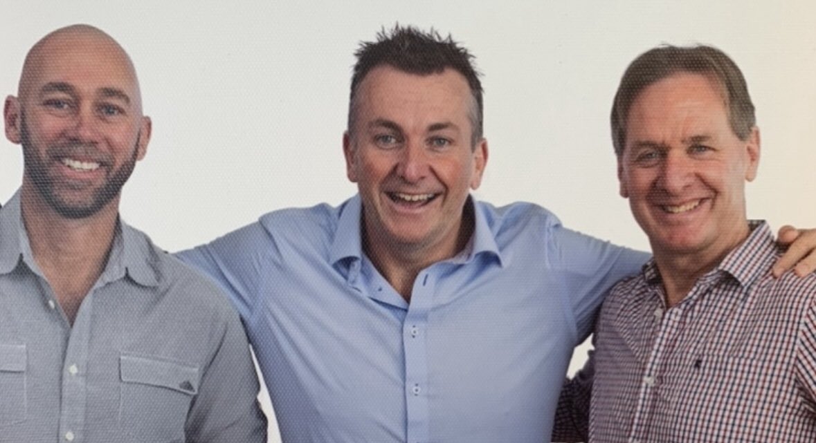 TheGood65264935's tweet image. Thanks for tuning in for 2024
🎅 🎄 Merry Christmas 🎄🎁 to all our listeners and friends.
@StewartMatty @eyesgk @BillyEdis will return on January 11th for more sporting banter in the new year.
 #ThanksTo @PalmerbetAU #SeeYouThen