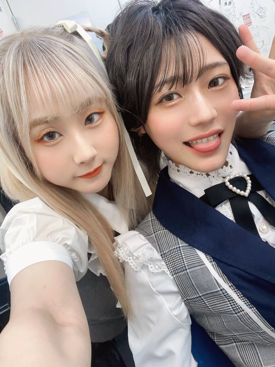 meyou00326's tweet photo. おはよっ　メリークリスマス🎄🎁だね！サンタさんは忙しかったんだろうなあ💭　みんなはプレゼントもらえた？！いい子にしてなきゃもらえないもんねー！今日も素敵な日にするぞ✌🏻🧡

巻き込みリプしちゃだめよおー！ https://t.co/Q5dkN8H3DC