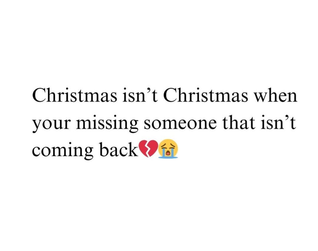 ShanoleneD's tweet photo. Christmas will never be thesame again 💔 miss you so much mommy and daddy 🕊🕊 https://t.co/c6WqqEtMJS
