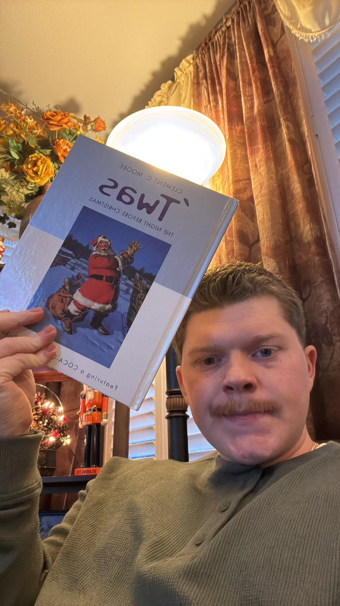 ginoliciousboss's tweet image. 100 likes and I will live stream my annual reading of ‘Twas this evening for all #GinoHeads to tune in to 

(It will likely be boring, but why not?)