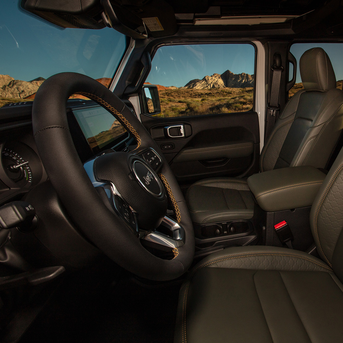 Benna_CDJR's tweet photo. Looking to blend in this season? It's as easy as white! Click the link below or stop in today to see how exciting it is to upgrade your sleigh.

https://t.co/Bk5As20GCI

#JeepWrangler #Jeep #Chrysler #Dodge #Ram #Superior https://t.co/5WiETZEypW