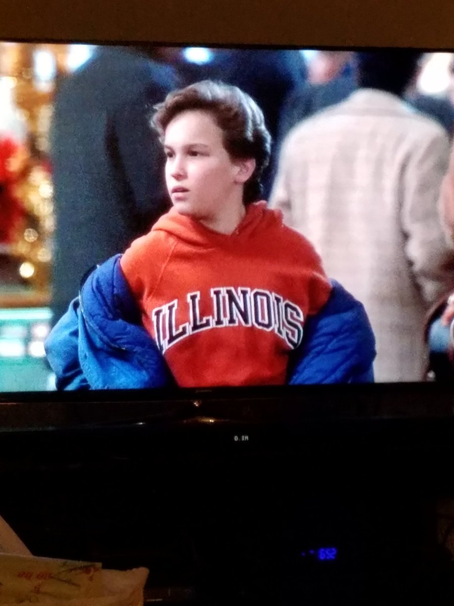 Never forget Rusty Griswold is an #Illini fan.

cc: <a href="/barstoolcarl/">thin crust</a> 

Merry Christmas, everyone!