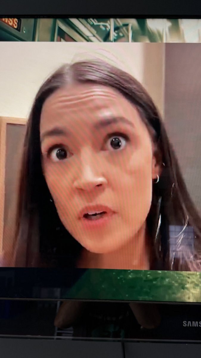 HouseOfHarlow22's tweet photo. @AOC’s #ClearlyClueless expression while claims of concern for her constituents safety were top of her priority when #NYSubwayHero #DanielPenny was found to be innocent of #Murder or #Manslaughter charges
When asked about this #ILLEGALimmigrant who snuck back in under the #HarrisOpenBoarder agenda, AOC suddenly turned victim accusing the reporter of assault