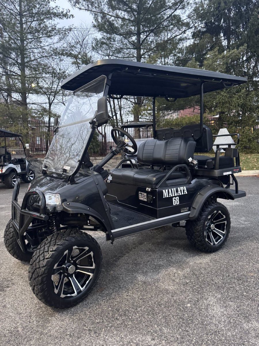 PHLEaglesNation's tweet photo. Jalen Hurts and Saquon Barkley co-gifted the entire #Eagles offensive line custom golf carts fitted with their name and jersey number. 🦅🔥

( 📸: @EJSmith94 and @ReinerOlivia ) https://t.co/YmSmnHJGKT
