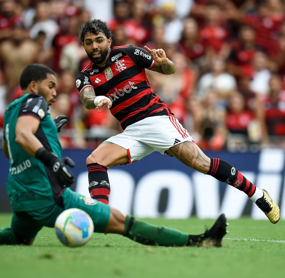 B16caio's tweet photo. o gol da despedida... https://t.co/McAApEWUyb