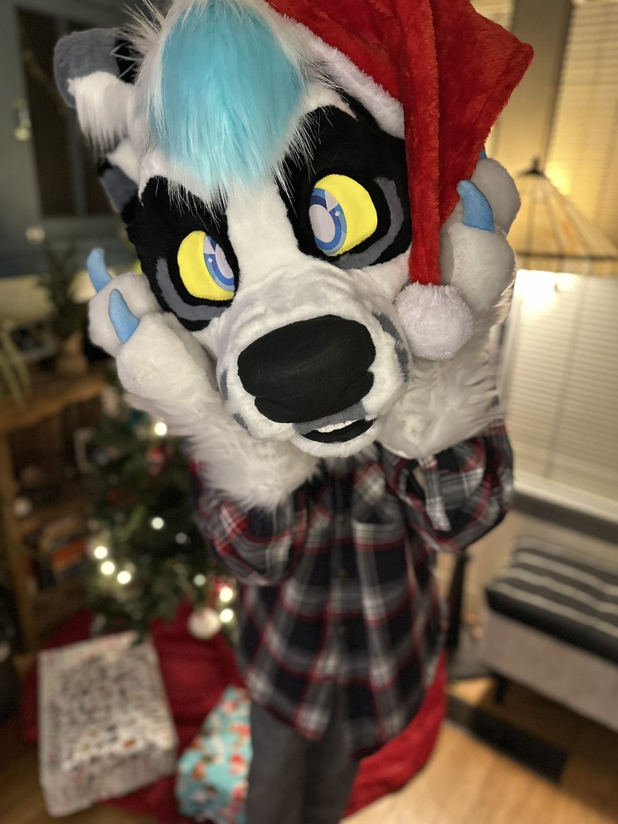 Happy Howlidays! awooo!