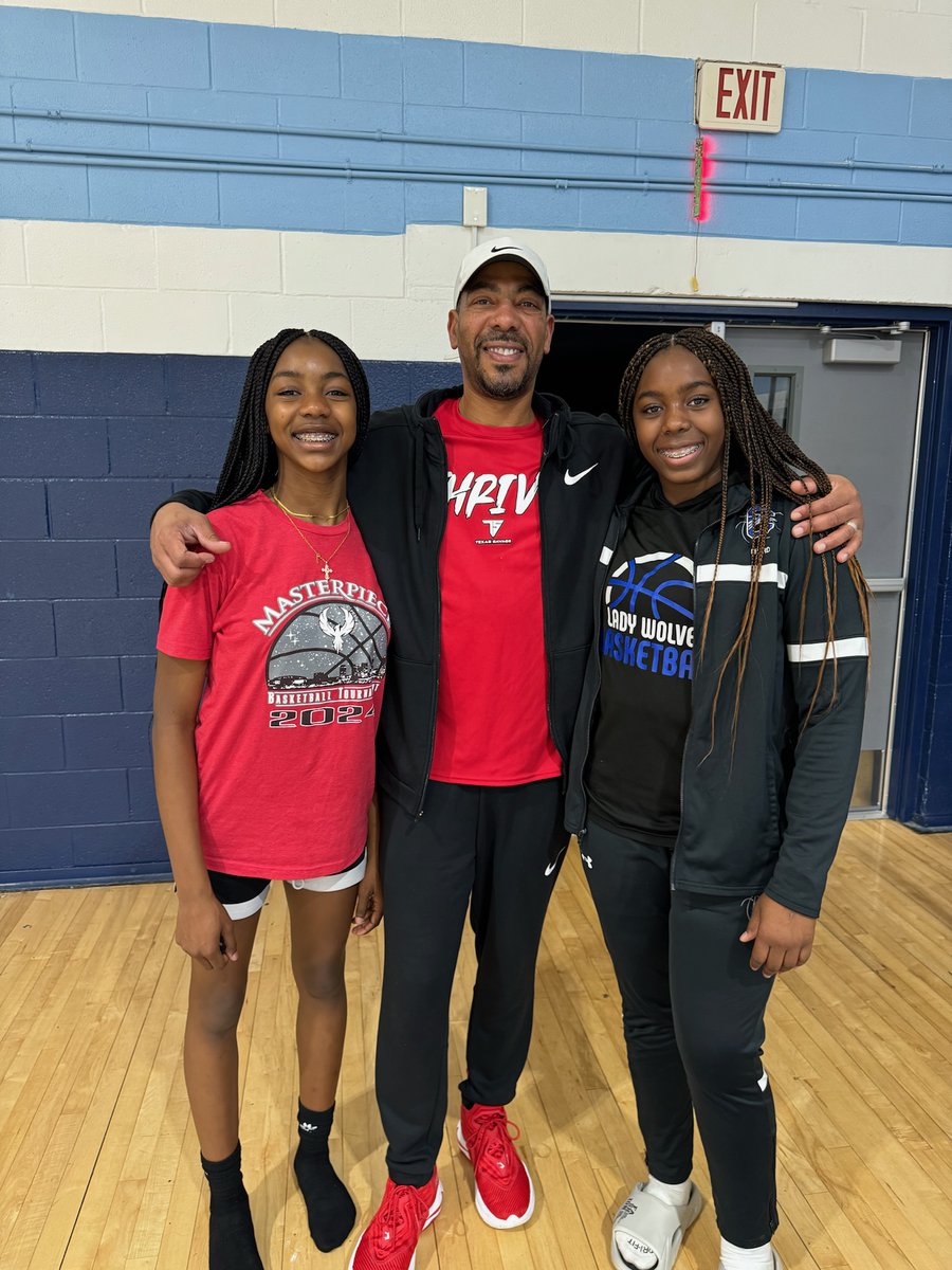 Girlz Prep Report (@girlzprepreport) on Twitter photo I HURD THAT as <a href="/KarisVHurd/">KHurdGirl2</a> <a href="/kamdyn_hurd/">Kam</a> are from Arizona however they find ways to put in work and who better to facilitate than my guy <a href="/CourtneyWinsto8/">Coach Courtney</a> I HURD THAT as <a href="/KarisVHurd/">KHurdGirl2</a> <a href="/kamdyn_hurd/">Kam</a> are from Arizona however they find ways to put in work and who better to facilitate than my guy <a href="/CourtneyWinsto8/">Coach Courtney</a>