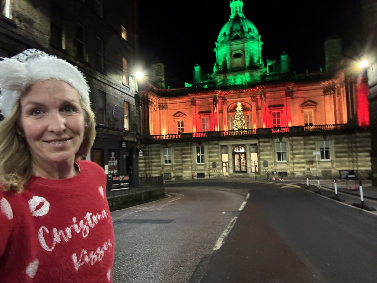 MairiMMcInnes's tweet image. Merry Christmas Marcothoners amongst us🎅🏼🎉 Midnight miles done ✔️ D25 ✔️🎄🏃🏼‍♀️ Well done everyone logging the miles around the festivities. Not easy, but worth it 💪🏻❤️ #Marcothon #RunUpToChristmas #AdventChallenge #MidnightRunners @UKRunChat