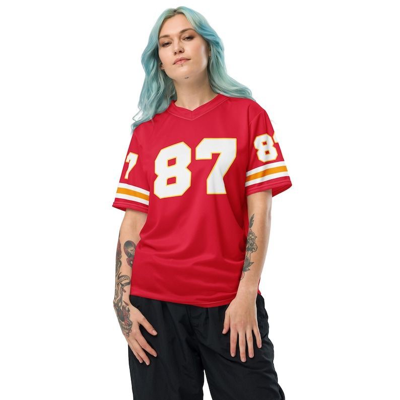Unminced__Words's tweet image. Swiftie 87 Jersey - Etsy etsy.com/listing/183295…
Swift + Kelce = Swift 87. Our favorite player now has her own jersey. This collection is a collector’s item.
#Swift87 #Swiftie #TSwift #Swifties #taylorswift #taylornation #TravisKelce