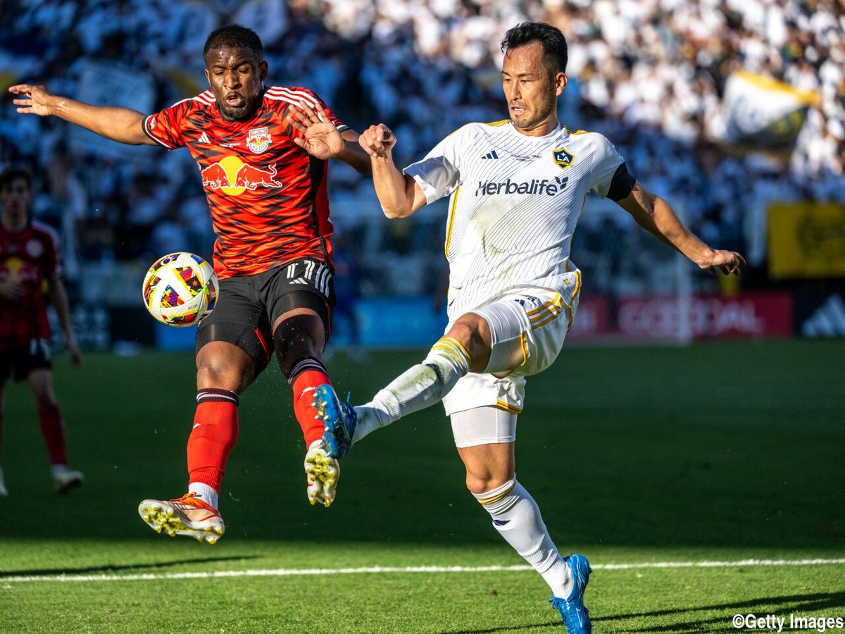 gekisaka's tweet photo. 【写真特集】LAギャラクシーが10年ぶり最多6度目のMLS杯制覇! キャプテン吉田麻也&amp;山根視来はフル出場(12枚)

https://t.co/VVpYIAsZiD

#ゲキサカ #海外サッカー https://t.co/SLXzJSeovE