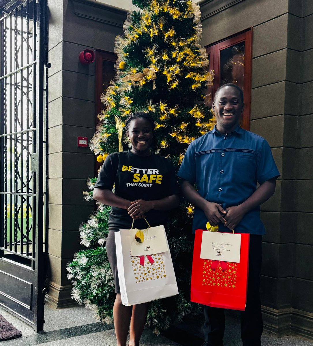 Serunjogi N Joy Eve (@the_serunjogi) on Twitter photo Merry Christmas π from us to you βπΎ
<a href="/Makerere/">Makerere University</a> Merry Christmas π from us to you βπΎ
<a href="/Makerere/">Makerere University</a>