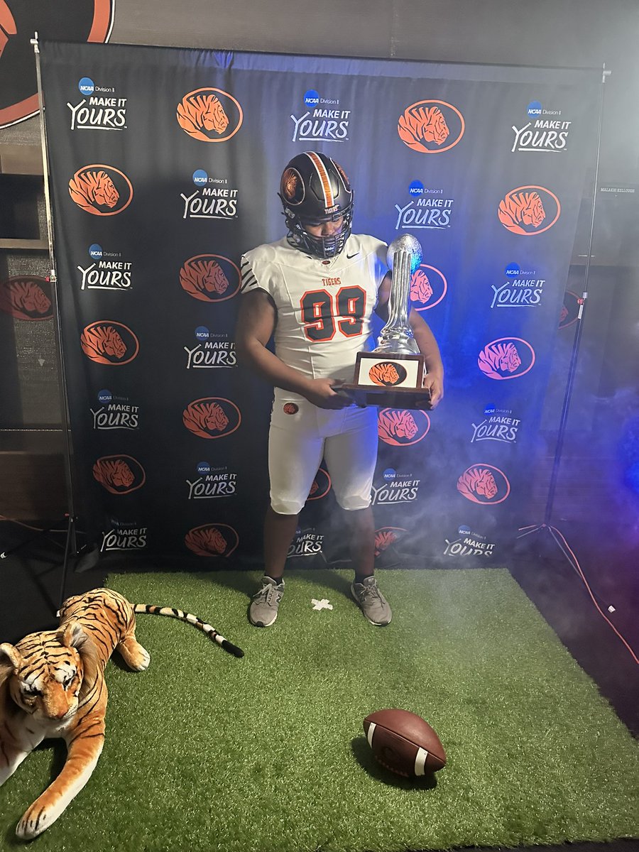 Christopher Campbell tweet media